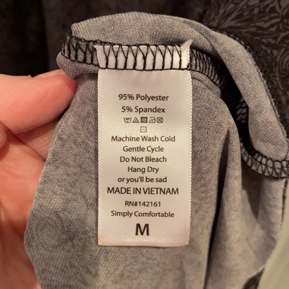 LuLaRoe Carly Dress Size Medium stretchy - Picture 3 of 5